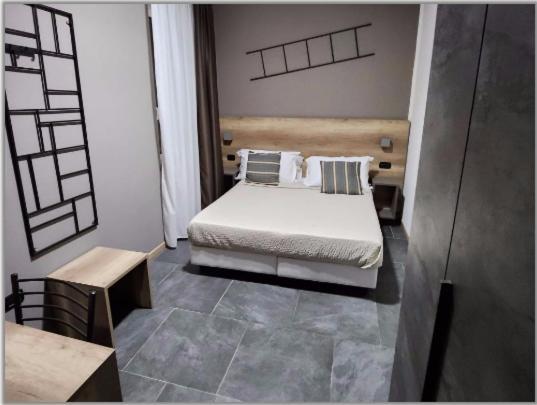 Hotel Crisvan Римини Екстериор снимка